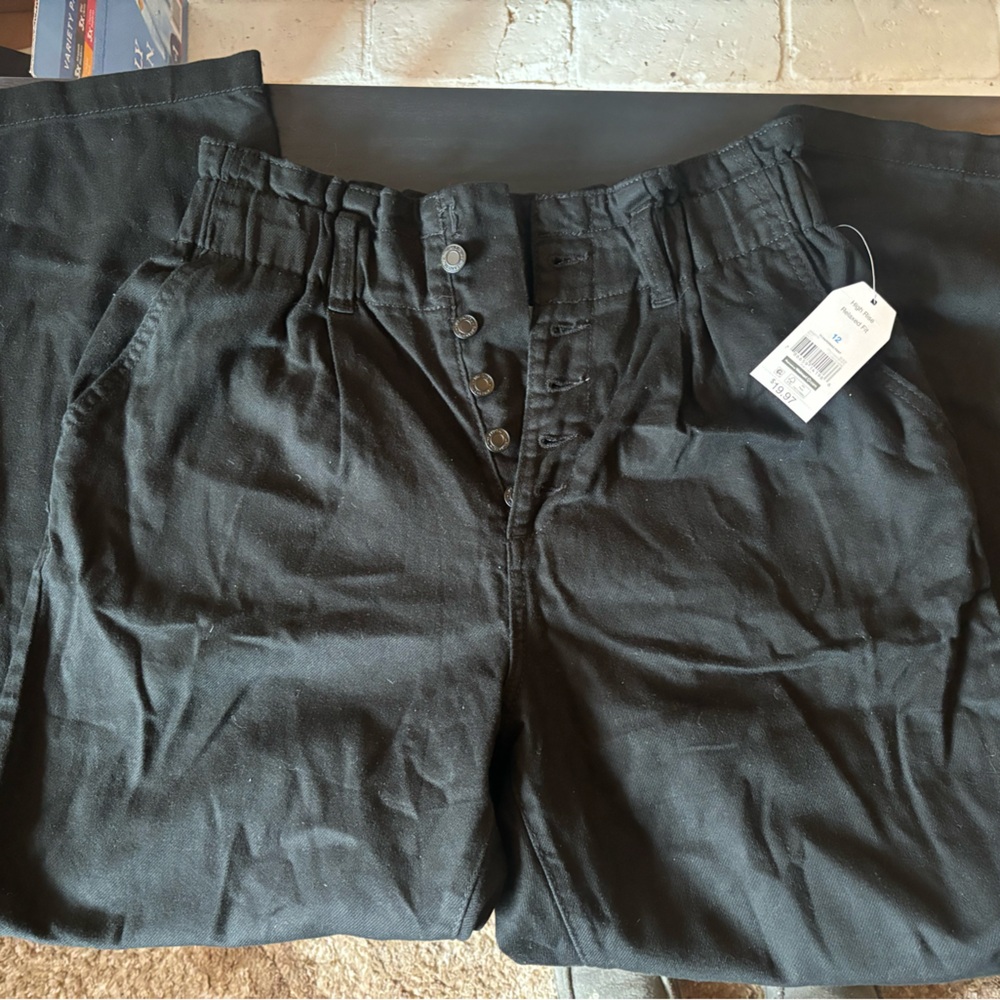 NWT Black High-wasted 5-Button women’s pants